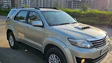 Used Toyota Fortuner 3.0 4x2 AT in Mumbai