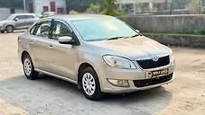 Used Skoda Rapid Ambition 1.6 MPI AT Plus in Mumbai