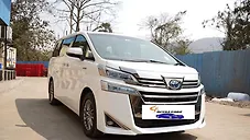 Used Toyota Vellfire Hybrid in Mumbai