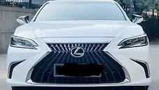 Used Lexus ES 300h Luxury in Delhi
