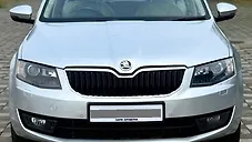 Used Skoda Octavia Elegance 2.0 TDI AT in Mumbai