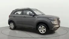 Used Hyundai Venue S 1.2 Petrol in Hyderabad