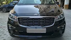 Used Kia Carnival Limousine Plus 7 STR in Chennai