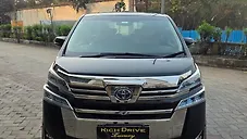 Used Toyota Vellfire Hybrid in Nagpur