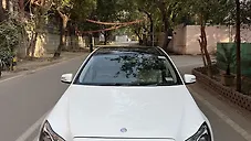 Used Mercedes-Benz E-Class E200 in Delhi