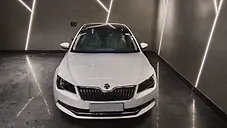Used Skoda Superb L&K TSI AT in Delhi