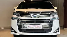 Used Toyota Vellfire Hybrid in Delhi