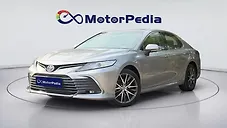 Used Toyota Camry Hybrid in Delhi