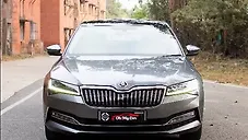 Used Skoda Superb L&K AT in Delhi