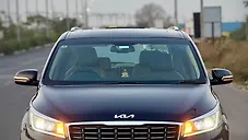 Used Kia Carnival Limousine Plus 7 STR in Surat