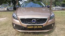 Used Volvo V40 Cross Country D3 Inscription in Kolkata