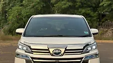 Used Toyota Vellfire Hybrid in Pune