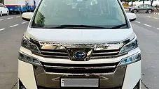 Used Toyota Vellfire Hybrid in Mumbai