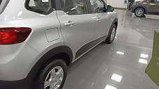 Used Renault Triber RXZ EASY-R AMT Dual Tone in Hyderabad