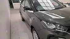 Second Hand Tata Nexon XE in Allahabad