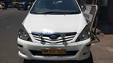 Second Hand Toyota Innova 2.5 E 7 STR in Kolkata