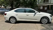 Used Skoda Superb Sportline TSI AT in Mumbai