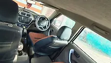 Used Mahindra TUV300 T8 in Ratlam