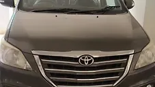 Used Toyota Innova 2.5 GX 8 STR BS-IV in Kharar