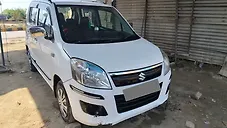 Used Maruti Suzuki Wagon R LXI in Padrauna