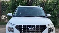 Used Hyundai Venue SX (O) 1.5 CRDi Dual Tone in Ahmednagar