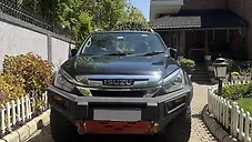 Used Isuzu D-Max V-Cross V-Cross Z 4x4 MT in Dehradun
