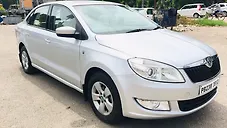 Used Skoda Rapid Ambition 1.6 MPI MT in Chandigarh