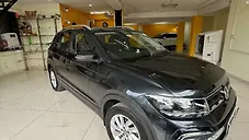 Used Volkswagen Taigun Highline 1.0 TSI MT in Indore