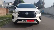 Used Toyota Innova Crysta 2.4 VX 8 STR [2016-2020] in Lucknow