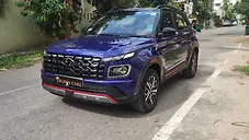 Used Hyundai Venue N6 MT Dual Tone in Bangalore