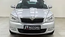 Used Skoda Laura Ambition 2.0 TDI CR AT in Pune