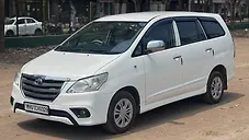 Used Toyota Innova 2.5 G BS IV 8 STR in Navi Mumbai