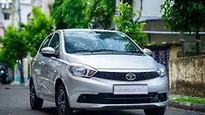 Used Tata Tiago Revotron XZ in Kolkata