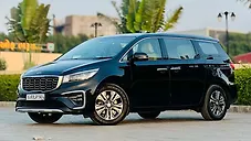 Used Kia Carnival Prestige 7 STR in Surat
