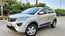 Used Tata Nexon XE in Delhi
