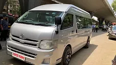 Used Toyota Commuter HiAce 3.0 L in Mumbai