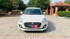 Used Maruti Suzuki Swift VXi in Delhi