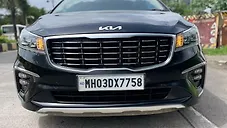 Used Kia Carnival Limousine Plus 7 STR in Mumbai