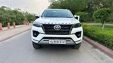 Used Toyota Fortuner 4X2 AT 2.8 Diesel in Delhi
