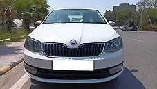 Used Skoda Rapid Ambition 1.6 MPI AT in Delhi