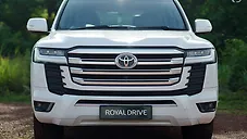 Used Toyota Land Cruiser LC 200 VX in Kochi