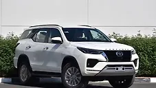 Used Toyota Fortuner 4X2 AT 2.8 Diesel in Jalandhar