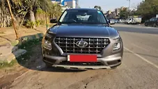 Used Hyundai Venue S 1.2 Petrol in Delhi