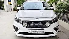 Used Kia Carnival Limousine Plus 7 STR in Hyderabad