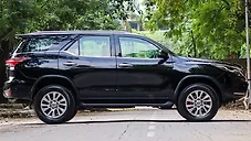 Used Toyota Fortuner 4X2 AT 2.8 Diesel in Delhi