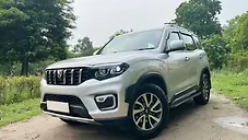Used Mahindra Scorpio Z8 Select Diesel AT 2WD in Delhi