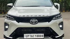 Used Toyota Fortuner 2.8 4X2 AT in Delhi