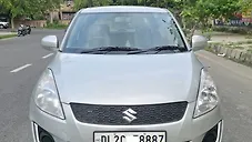 Used Maruti Suzuki Swift LXi in Delhi