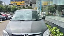 Used Toyota Innova 2.5 VX 8 STR BS-IV in Bangalore