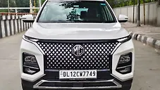 Used MG Hector Plus Sharp 1.5 Petrol Turbo Hybrid MT 6-STR in Delhi